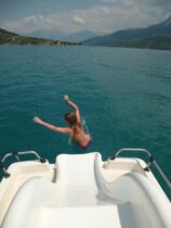 Activités - AdobeStock 88741370 1 camping langres lac toboggan